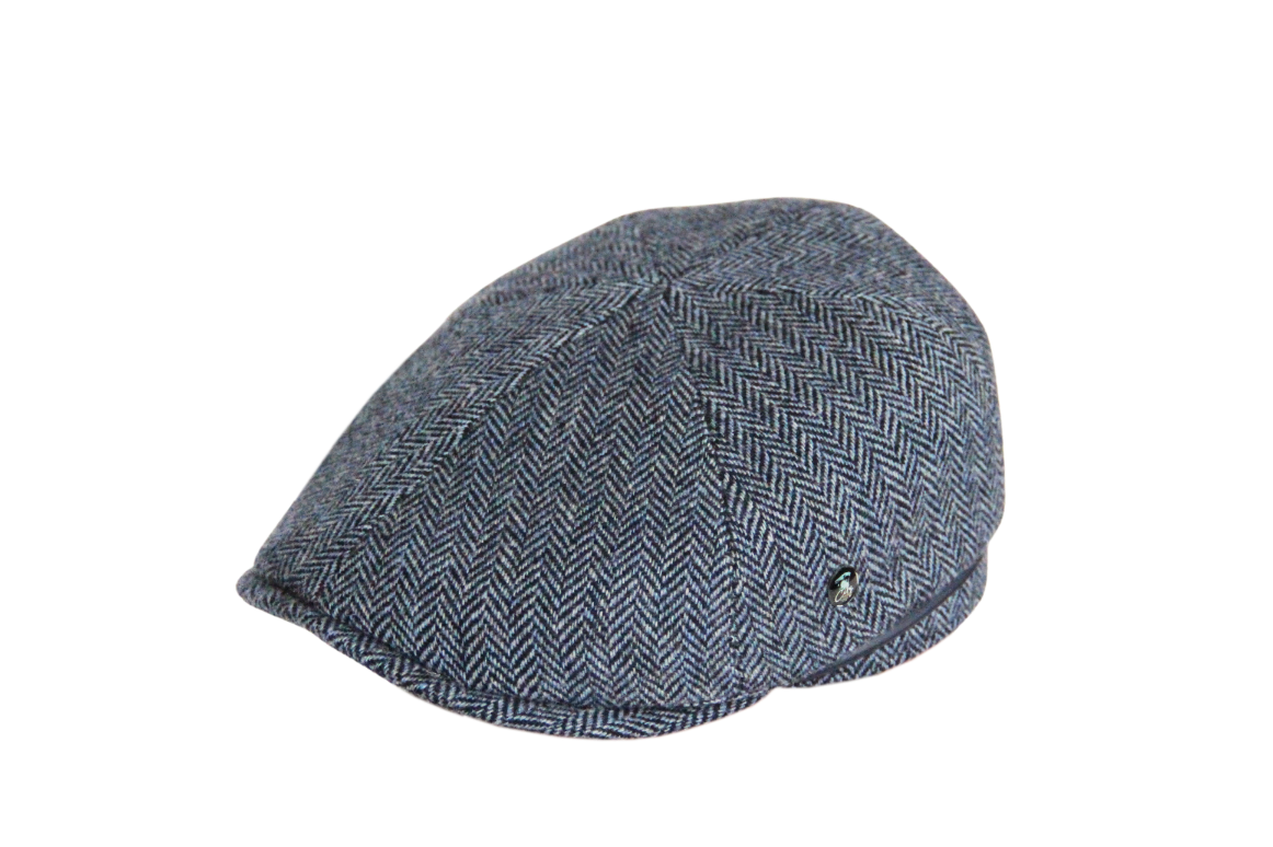 Dark brown flat cap.