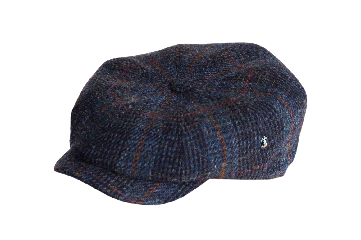 Dark brown flat cap.